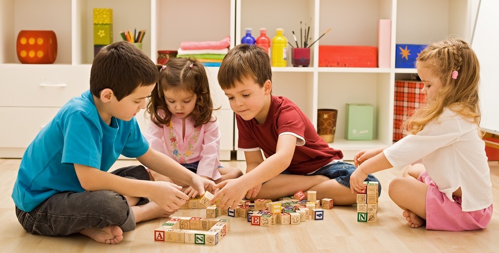 Jak Nauczyć Dziecko Dzielenia Klasa 2 Jak nauczyć dziecko dzielenia się zabawkami? - Woda Dla Dziecka Mama i Ja